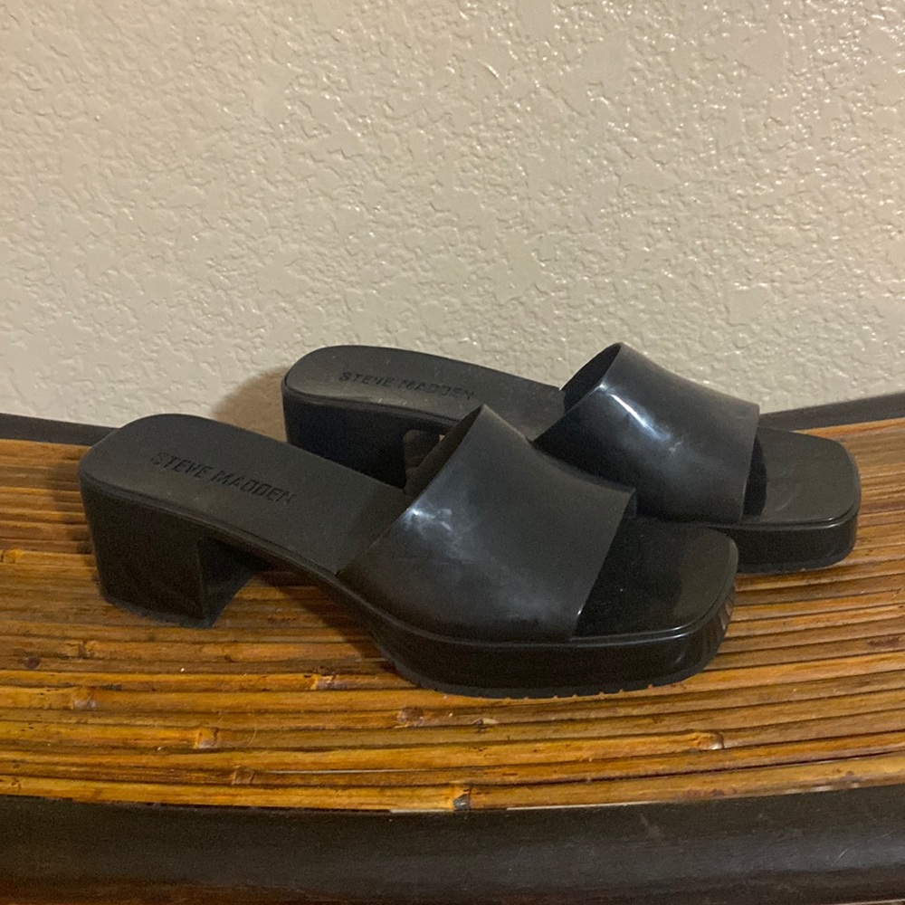 Steve Madden chunky sandals